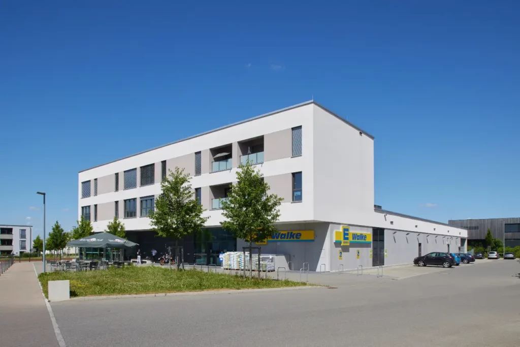 Biberach Pineapple, Telawiallee 4